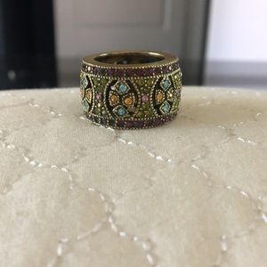 Beautiful multi color stone band with gold tone
